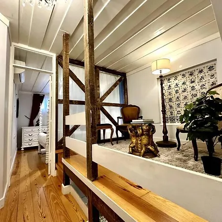 Budget 2 Bed In Bica W Air Con - Belle Epoque 아파트 *