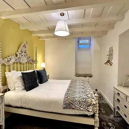 Belle Epoch Apart - 2 Bedroom *