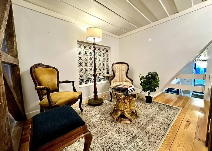 Belle Epoch - 2 Bedroom Апартаменти