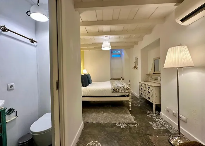 Belle Epoch - 2 Bedroom Апартаменти